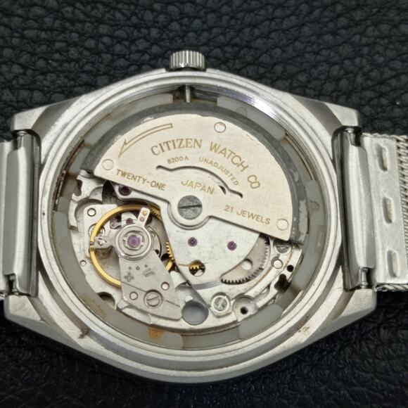 Vintage 1993 Citizen Automatic Mens Silver Watch W/daydate & Black accents - Picture 10 of 10